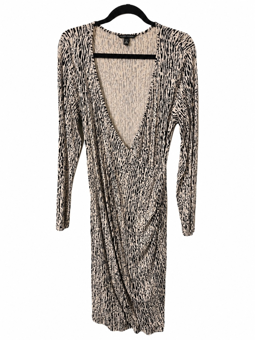 Banana Republic Black & Cream Deep V Long-Sleeve Wrap Dress